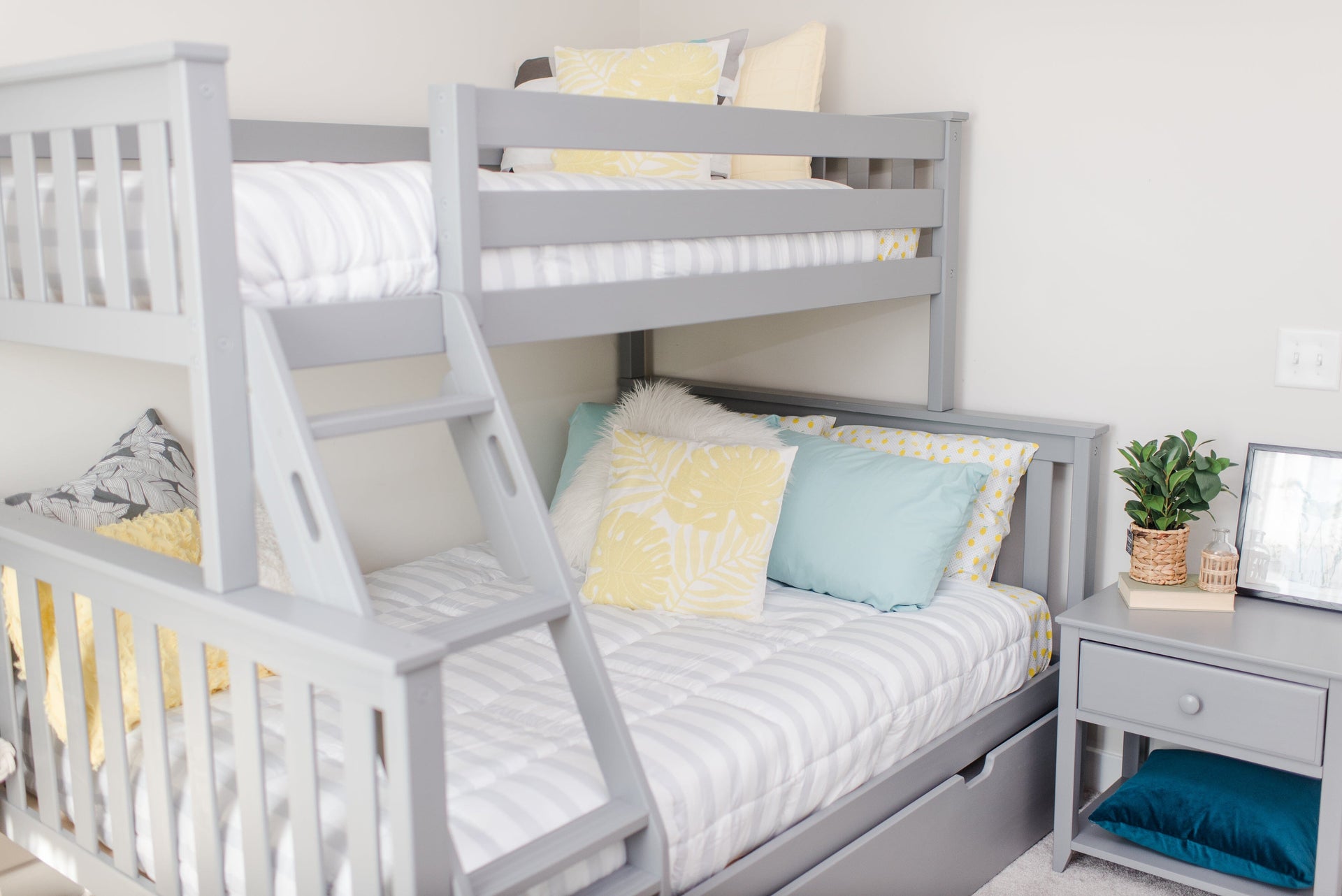 Best Beds for Small Spaces and Apartments