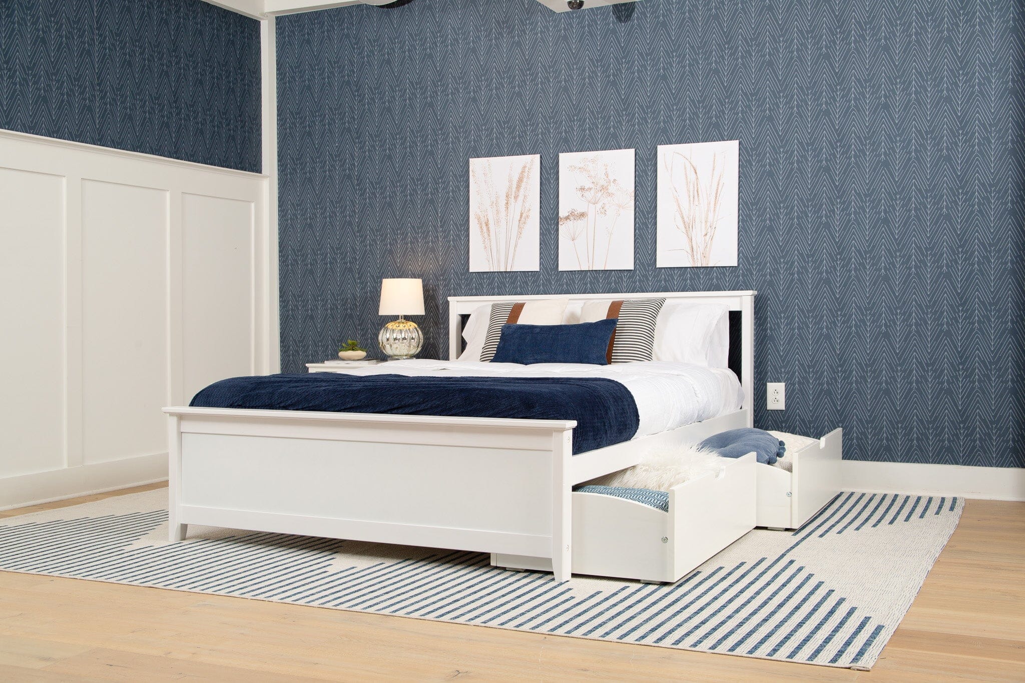 4 Best Ways to Maximize Space in Your Guest Room