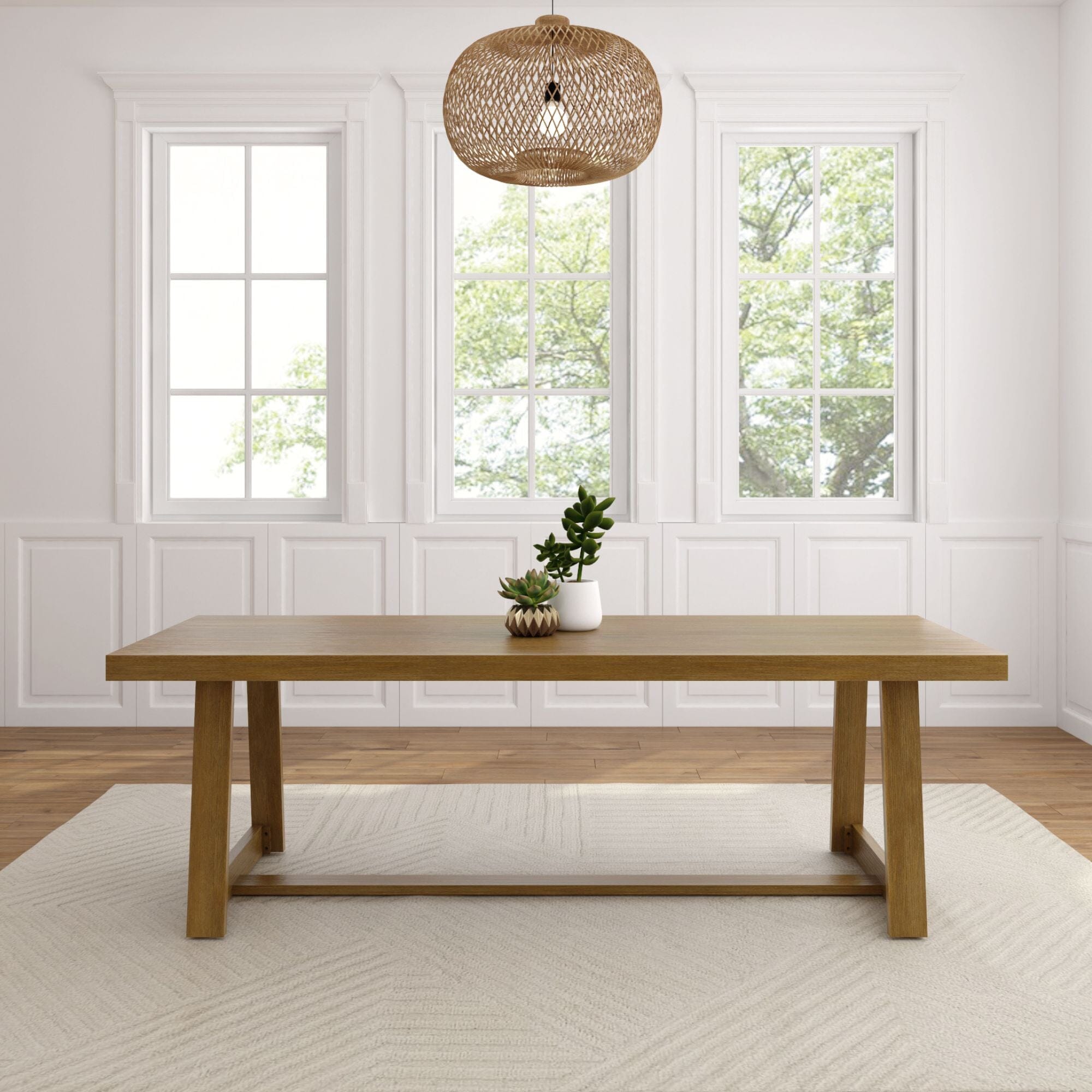 Classic dining room online table