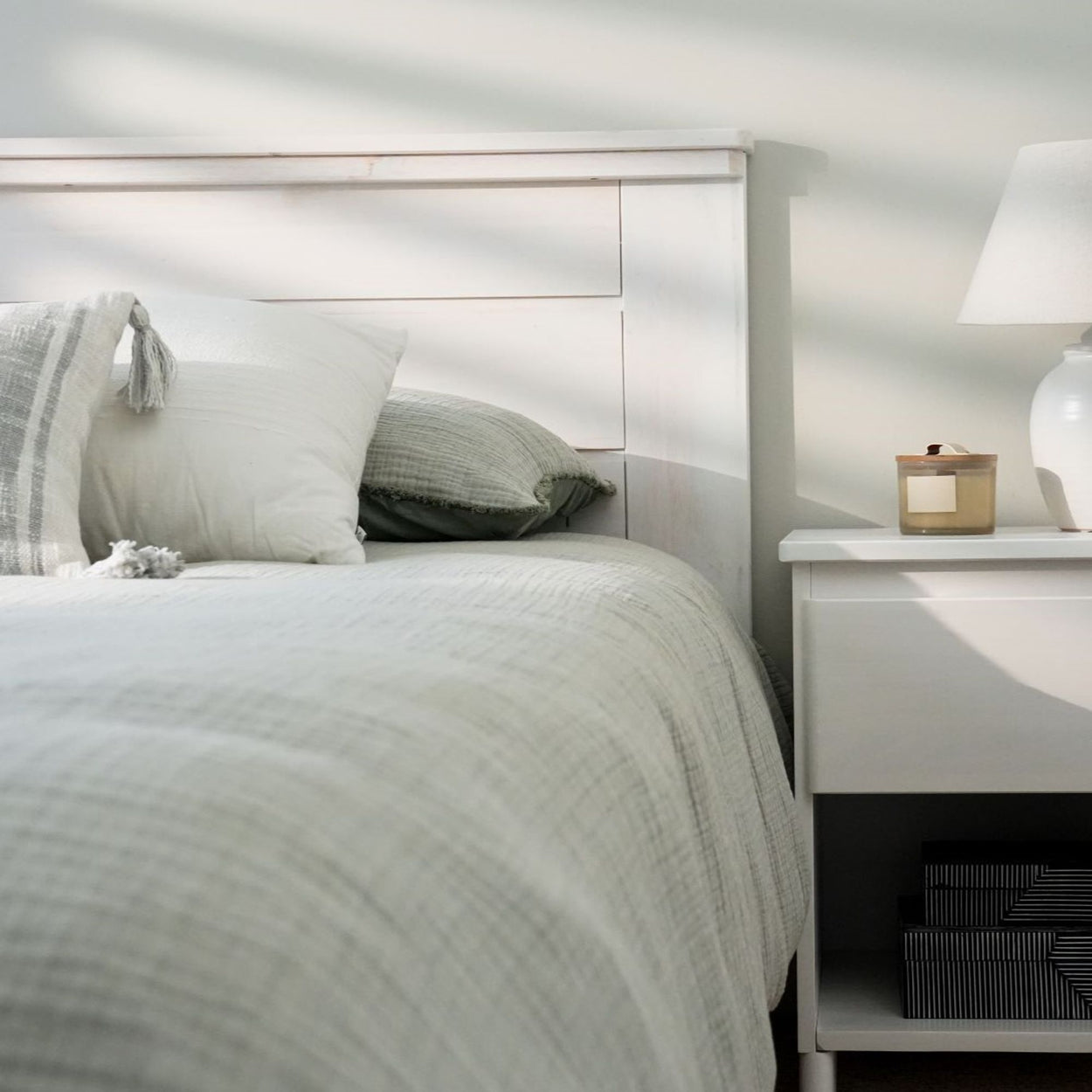 Rustic Full Bed with Solid Headboard Single Beds Plank+Beam 